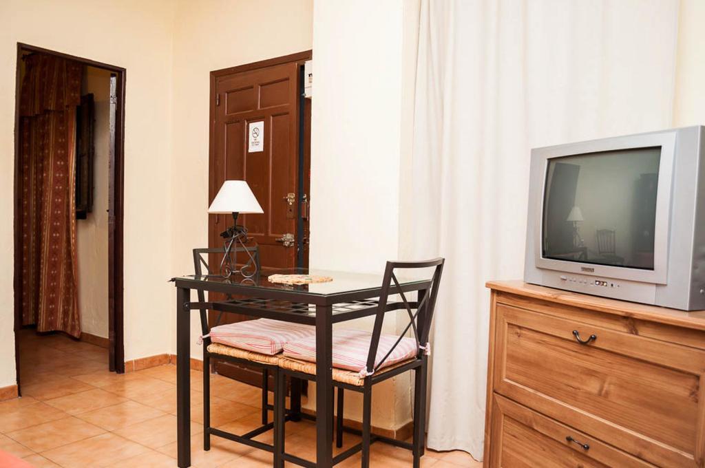Pension La Montorena Sevilla Exteriér fotografie